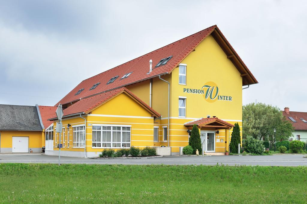 Fruehstueckspension Winter Gössendorf Dış mekan fotoğraf
